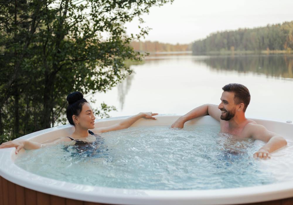 2 people wood hot tub